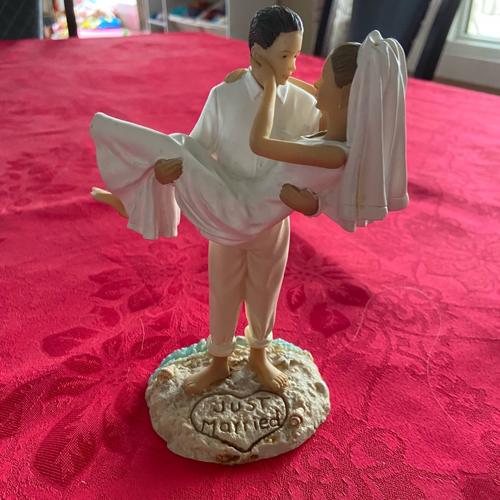 Wedding Cake Topper. Just Married- Beach Theme